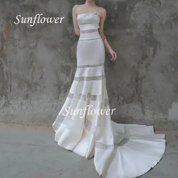 Ayçiçeği Modern Stil Beyaz Katmanlı Saten Kat Uzunluk Balo Elbise 2023 Straplez Mermaid Backless Kolsuz Örgün gece elbisesi