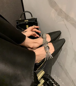2023 İlkbahar / Yaz Zarif Rhinestone Muller Ayakkabı Fransız Sivri Düz Taban kadın ayakkabısı Giyen Sandalet Dışında 1