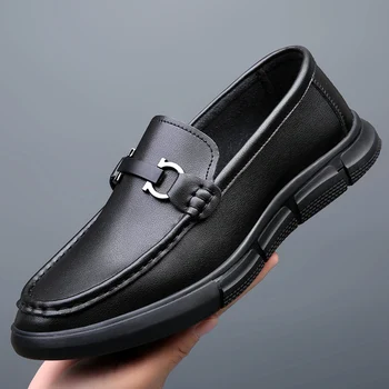 2023 Yeni Trend Erkekler Flats Ayakkabı Deri El Yapımı Erkekler rahat ayakkabılar Moda bağcıksız ayakkabı Mens İçin Rahat Sürüş Ayakkabı Adam