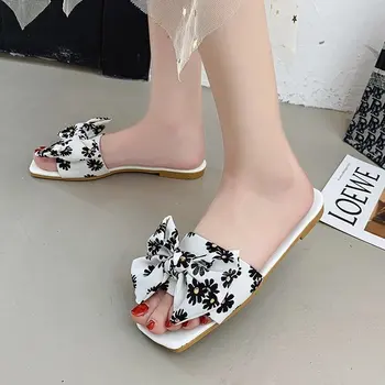 Dış Kadın Sandalet 2023 Yaz Yeni Kore Versiyonu Moda Çiçek İlmek Burnu açık Düz Zarif Kadın Terlik