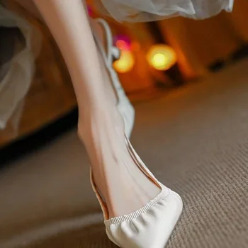 İnek derisi Pilili Baotou Sandalet Kadınlar için İlkbahar / Yaz 2023 Peri Moda Sivri Küçük Topuklu 0