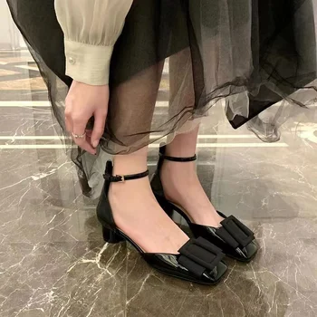 Tasarımcı Kadın Ayakkabı 2023 Yaz Yeni Moda Kare Ayak kadın Pompaları Pin Toka Zarif Elbise Ayakkabı Marka Bayanlar Yüksek Topuklu