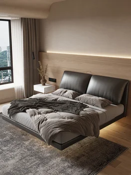 Yüzen yatak gerçek deri sessiz rüzgar ana yatak odası büyük yatak İtalyan ışık lüks yatak basit katı ahşap yumuşak sarılmış yatak