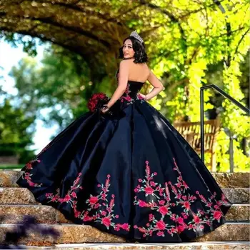 Çiçek Nakış Prenses Quinceanera Elbiseler Saten Sevgiliye Korse Charro Tatlı 16 Elbise 15 Kızlar Parti Balo resmi giysi